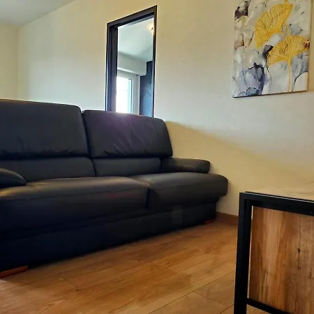 Le Moderne Chic - *